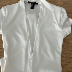 Forever 21 White Ribbed Deep V Short Sleeve Top
